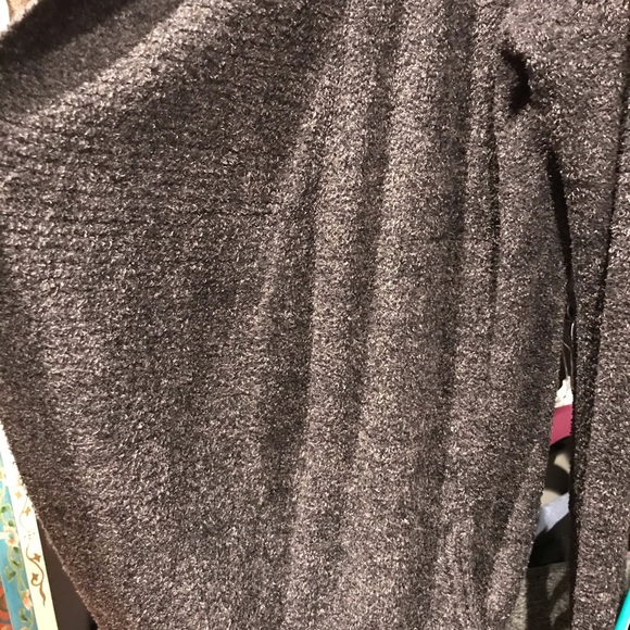 Carbon Barefoot Dreams Cardigan NWT - Picture 7 of 13